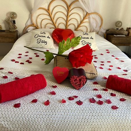 Le Cocon De Sissy Hotel Saintes-Maries-de-la-Mer Bagian luar foto
