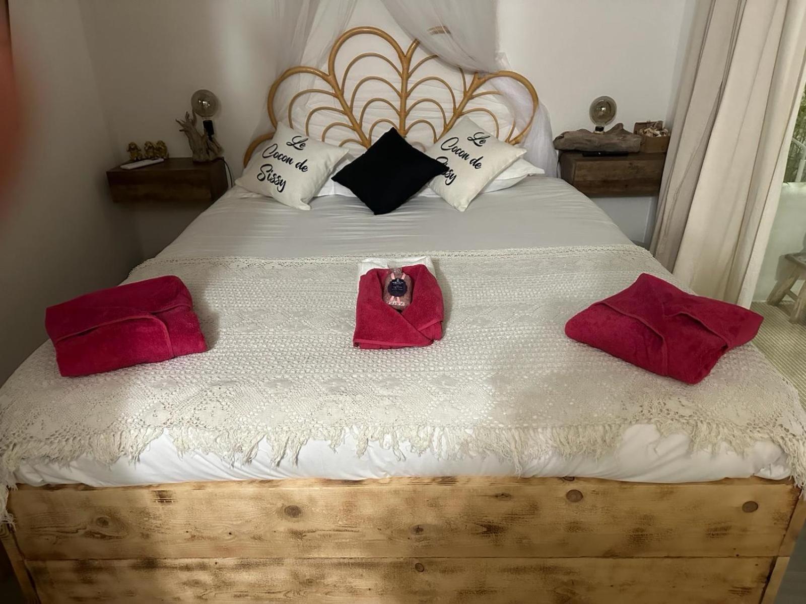Le Cocon De Sissy Hotel Saintes-Maries-de-la-Mer Bagian luar foto